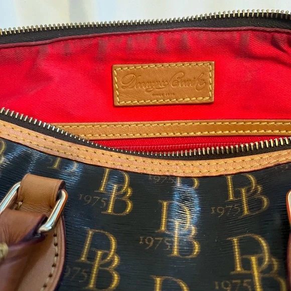 Dooney & Bourke Black/Tan Coated Canvas Satchel/Shoulder Bag AND Matching Wallet - Picture 11 of 15